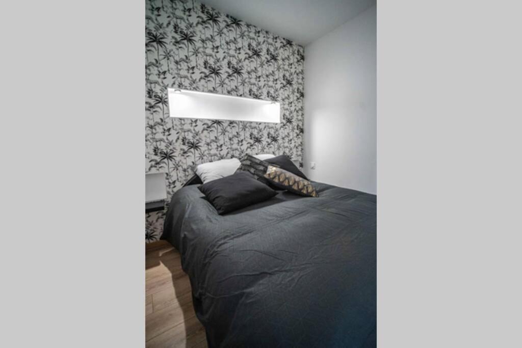 Cudjoe Apartment Динан Екстериор снимка